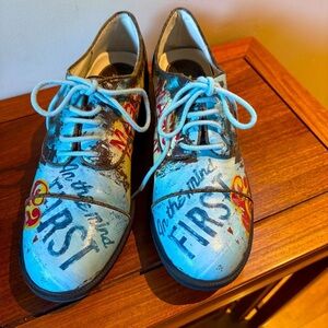 Ladies Leather Golf Shoes New in Box by Icon in Everyday Sorcery pattern